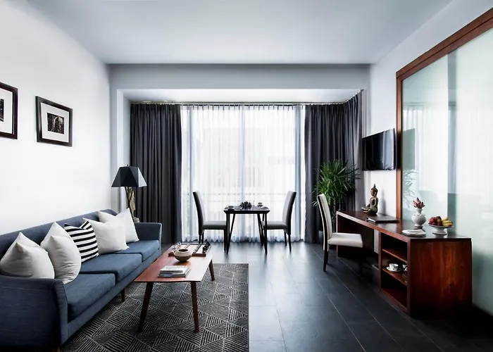 Jaya House Residences Hotel 4*