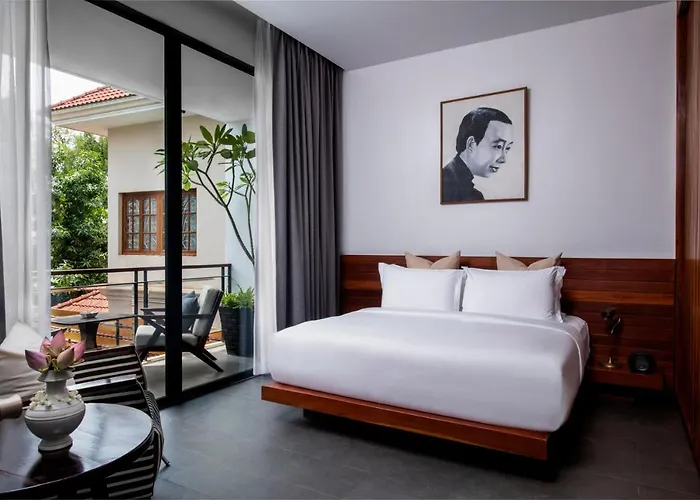 Jaya House Residences 4*